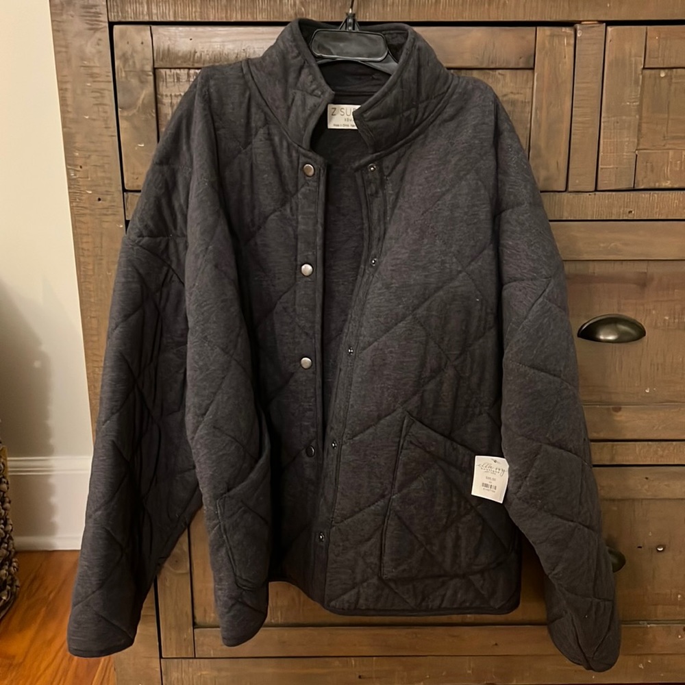 Women’s Brand new with Tags Z Supply size XS gray quilted jacket